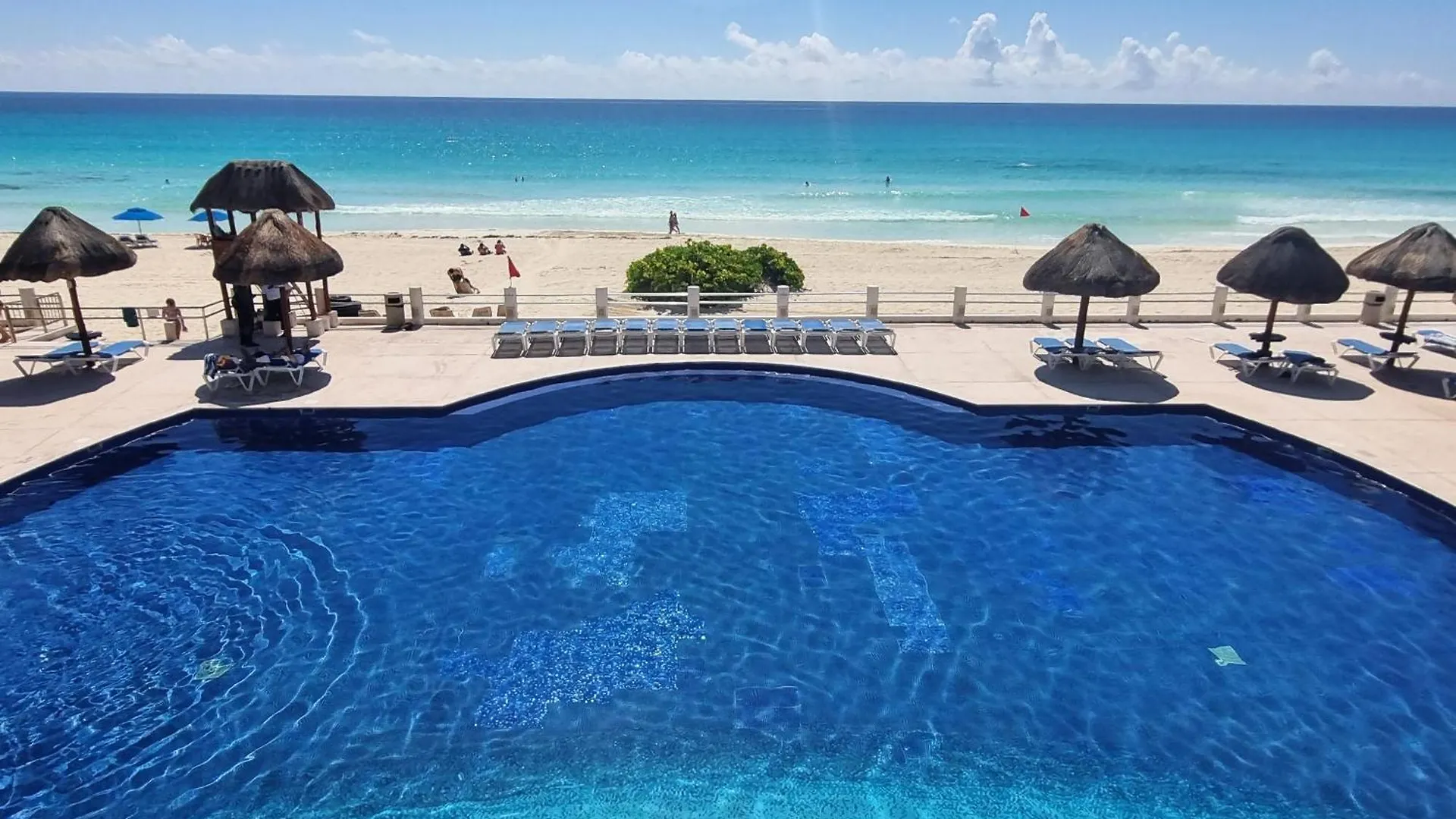 Daire Ocean Front Villa Marlin, Best Location In Hotel Zone #109 Cancun