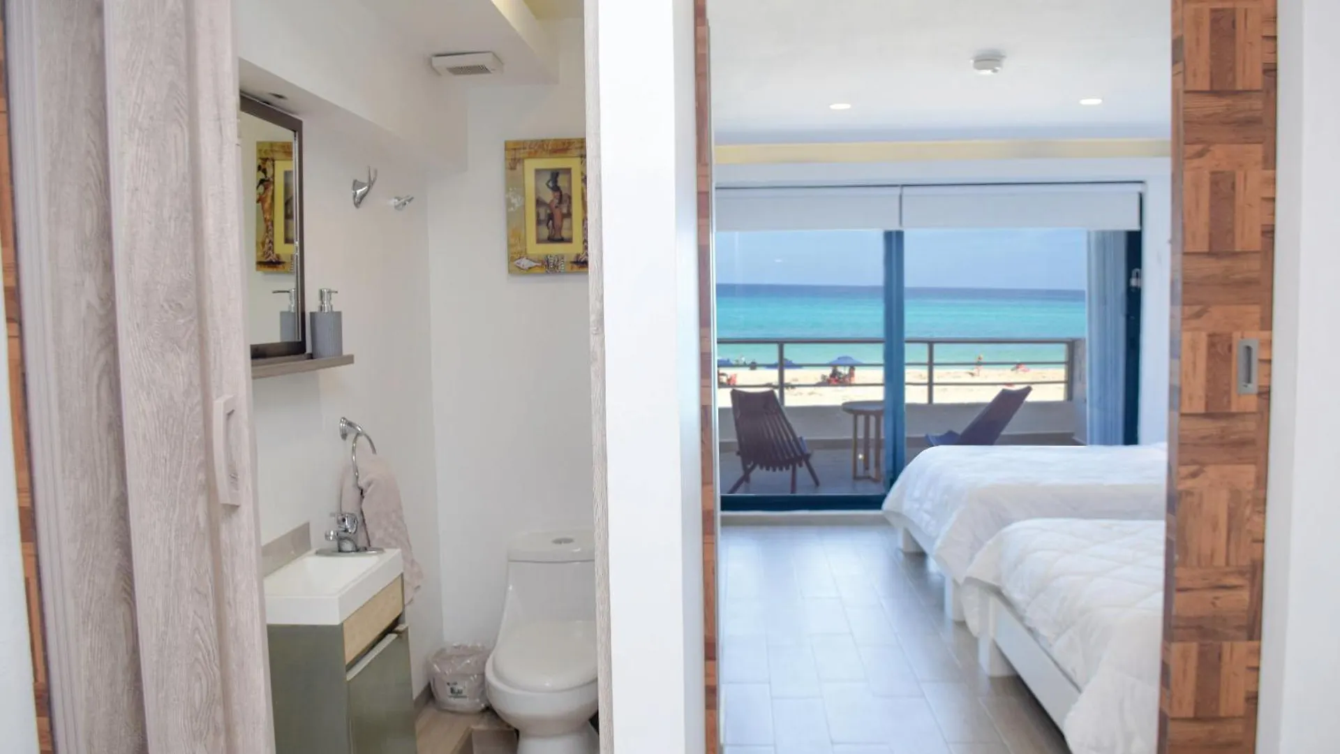 Ocean Front Villa Marlin, Best Location In Hotel Zone #109 Cancun Daire